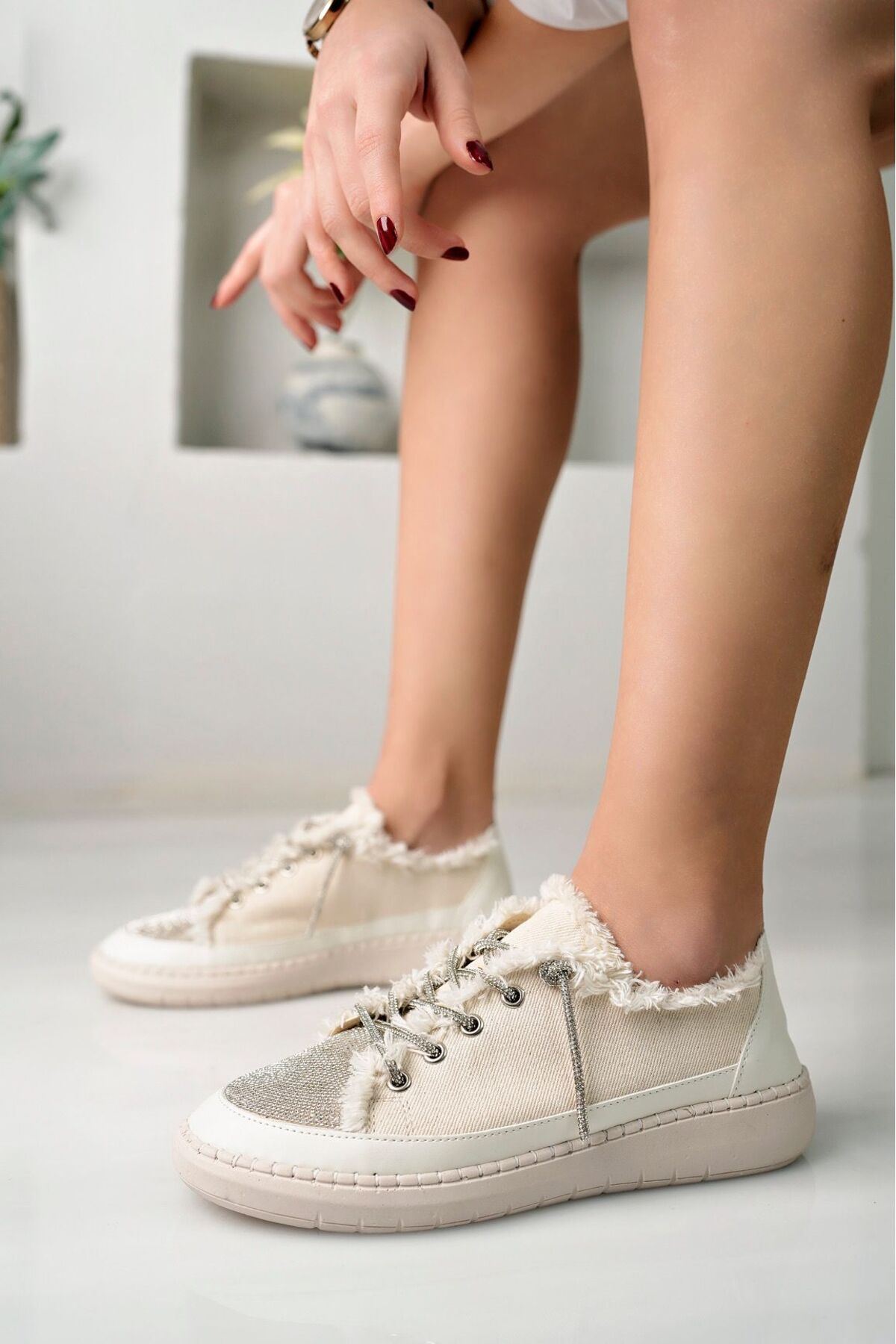 NEVA Taşlı Düz Taban Kadın Kot Sneakers
