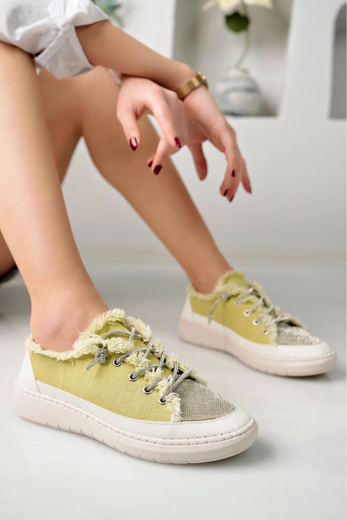 NEVA Taşlı Düz Taban Kadın Kot Sneakers