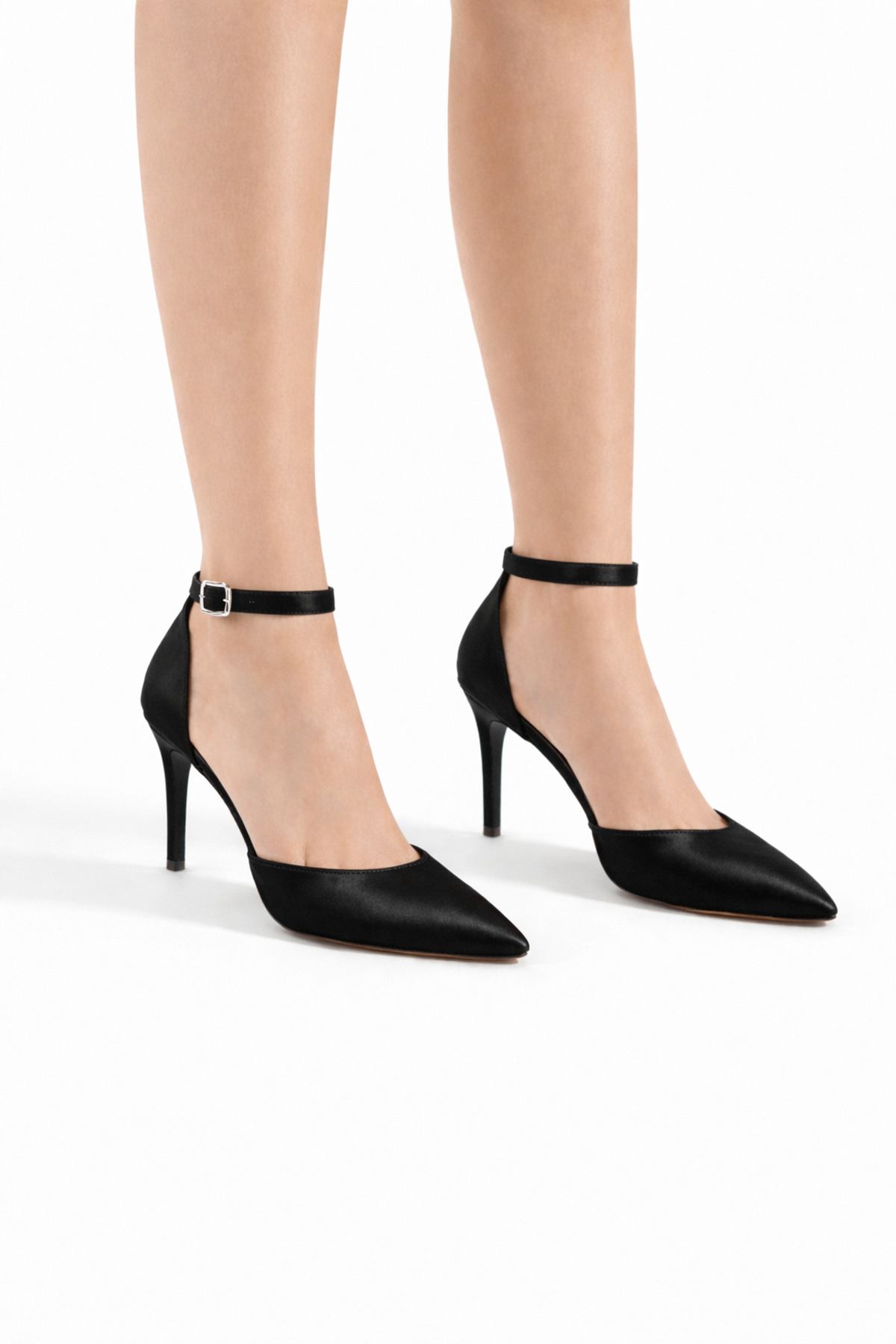 Kadın Bilekten Tokalı Sivri Burun İnce Topuk Abiye Stiletto Ayakkabı
