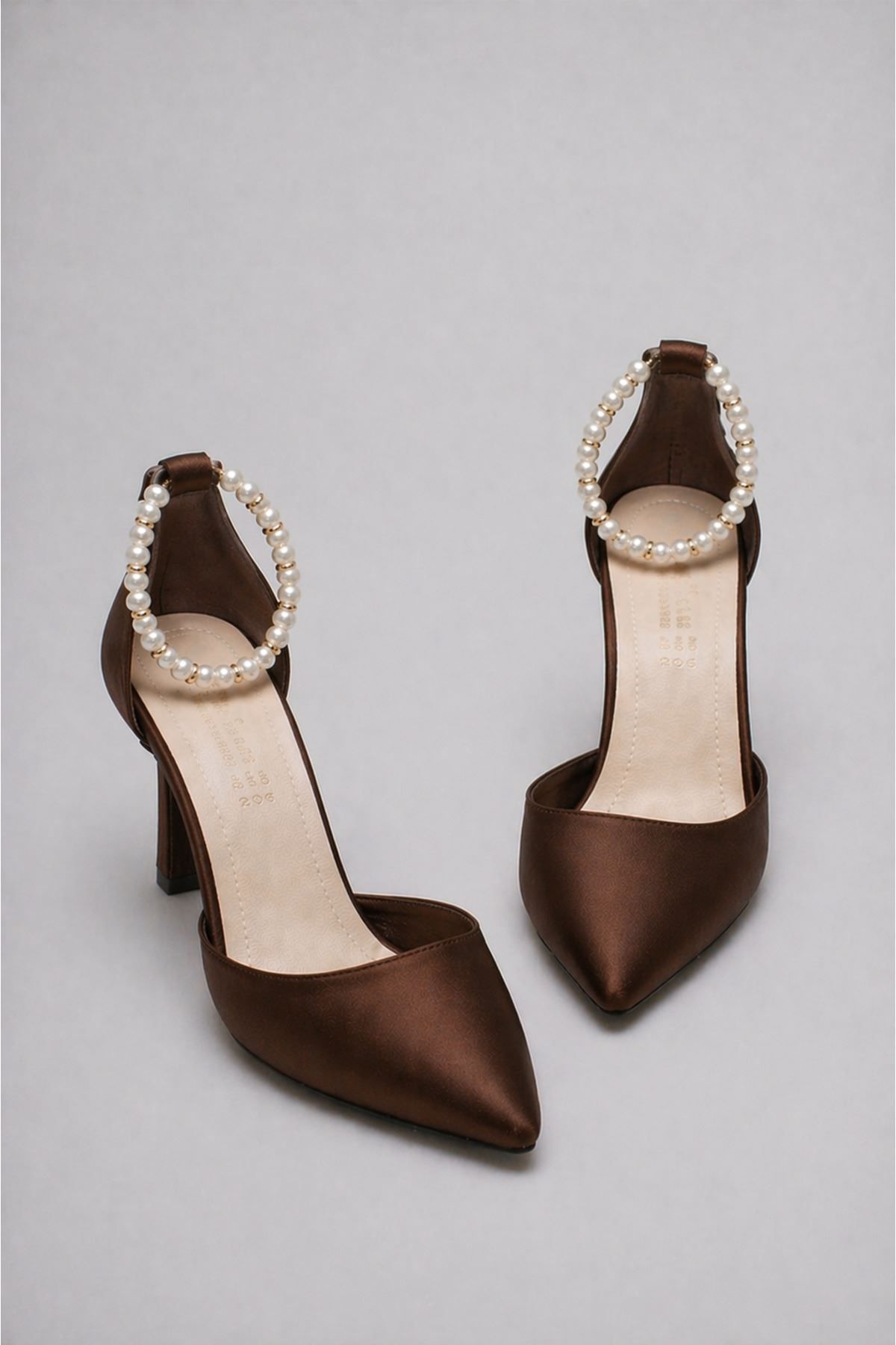 Kadın Çok Amaçlı Stiletto Topuklu Ayakkabı Sök Tak Papyon Kurdela İncili 5 Model 8 cm Sivri Burun