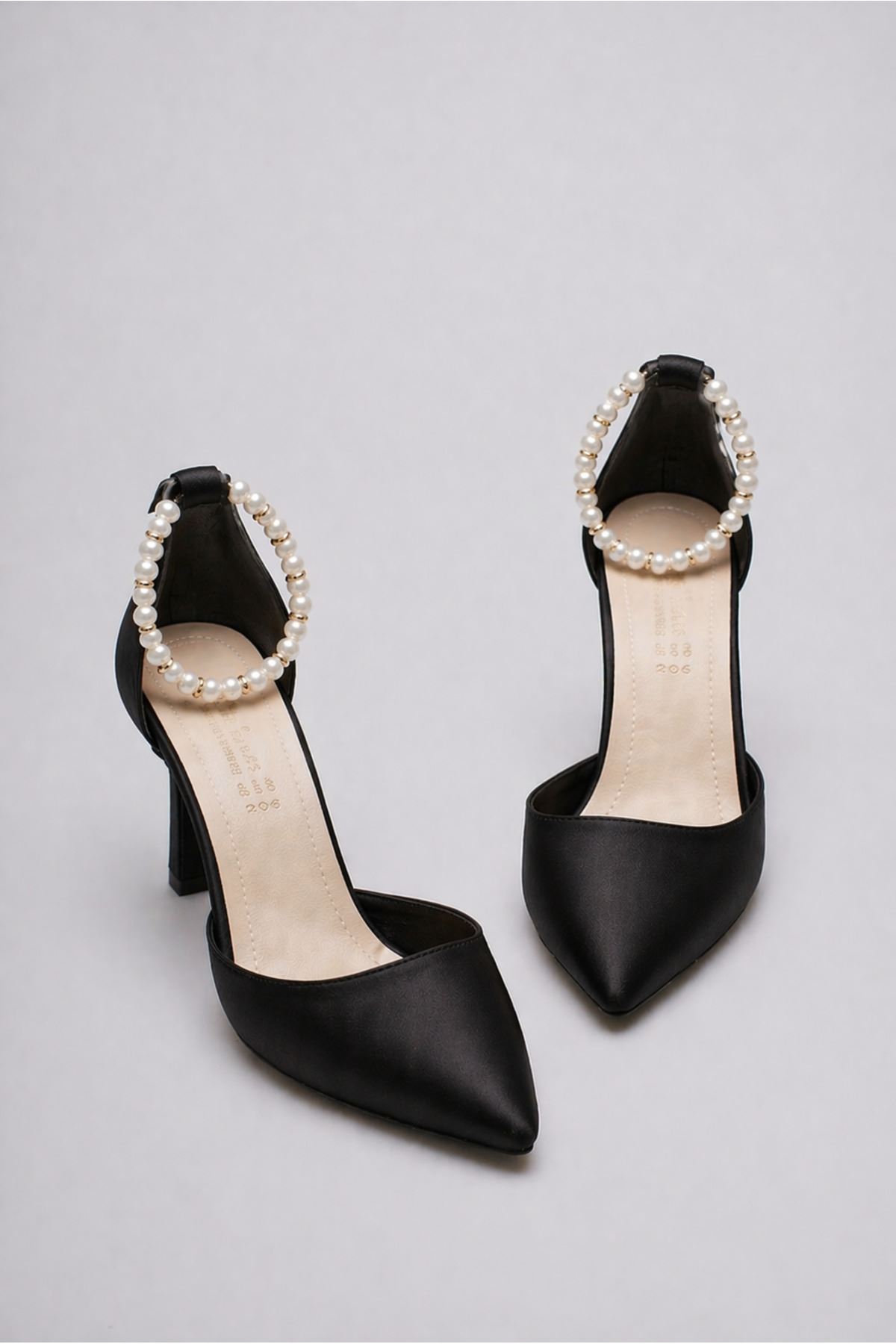 Kadın Çok Amaçlı Stiletto Topuklu Ayakkabı Sök Tak Papyon Kurdela İncili 5 Model 8 cm Sivri Burun