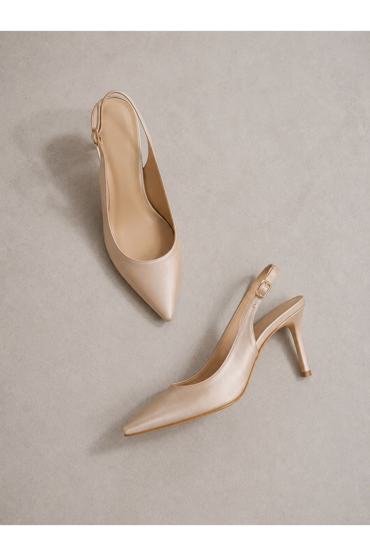 Kadın Saten Slingback Stiletto Topuklu Ayakkabı