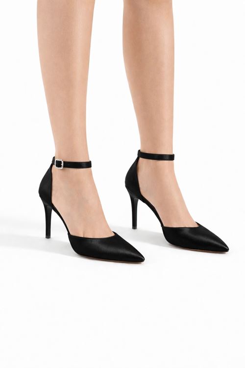 Kadın Bilekten Tokalı Sivri Burun İnce Topuk Abiye Stiletto Ayakkabı