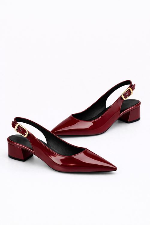 Kadın Rugan Sivri Burun Slingback Topuklu Ayakkabı Altın Tokalı Klasik Ofis Ayakkabısı