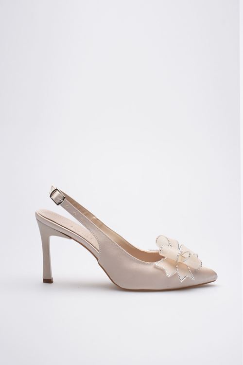Kadın Siyah Taşlı Fiyonk Detaylı Sivri Burun Stiletto