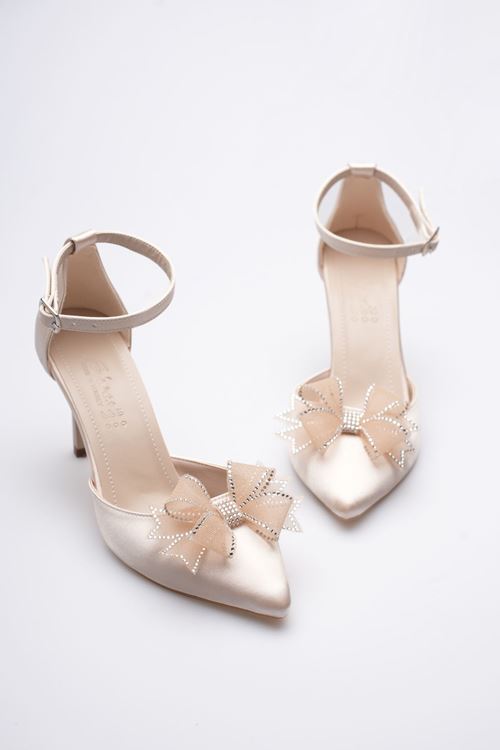 Kadın Taşlı Fiyonklu Bilekten Bağlamalı Stiletto