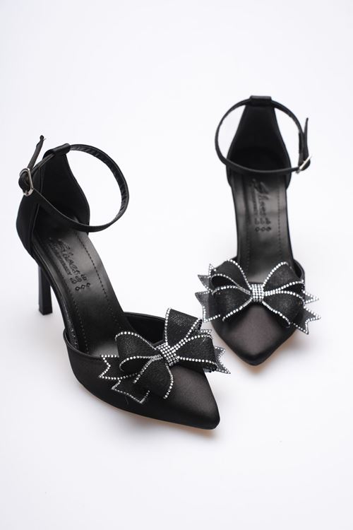 Kadın Taşlı Fiyonklu Bilekten Bağlamalı Stiletto