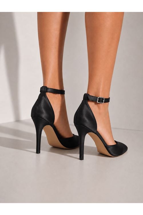 Kadın Bilekten Tokalı Sivri Burun İnce Topuk Abiye Stiletto Ayakkabı